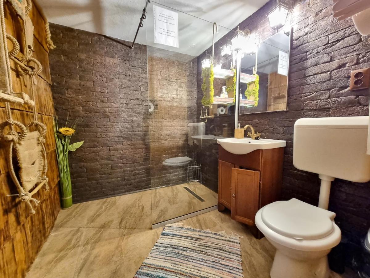 Langa Stana Hotel Árgyasudvarhely Kültér fotó