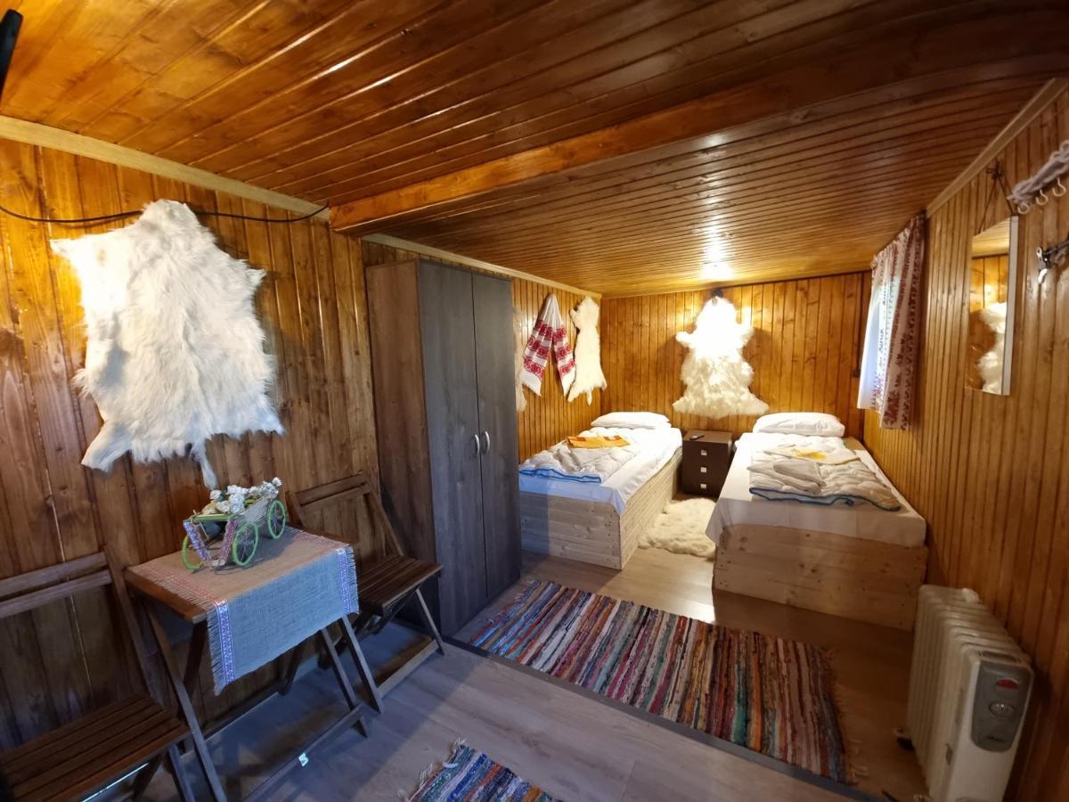 Langa Stana Hotel Árgyasudvarhely Kültér fotó