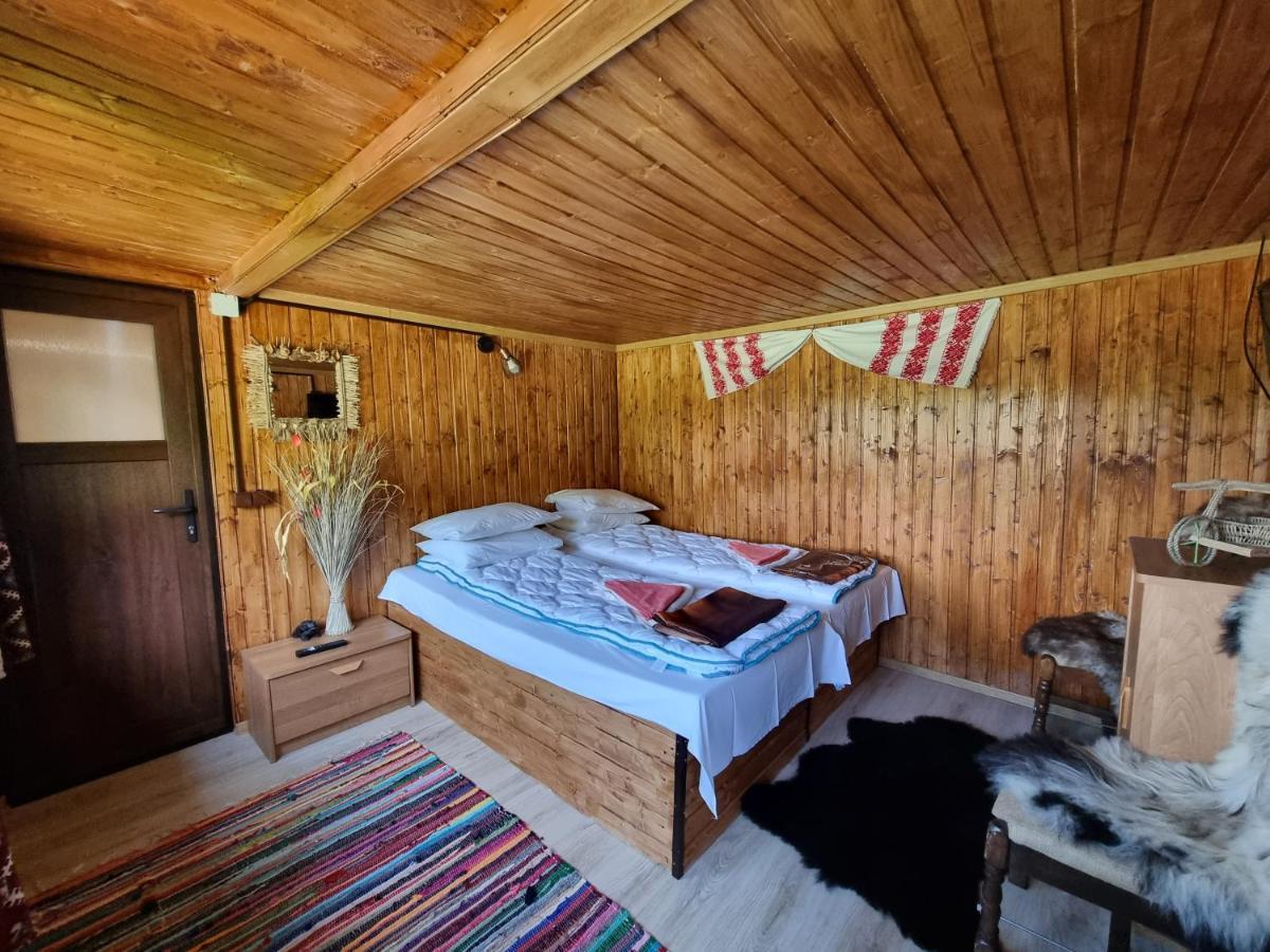 Langa Stana Hotel Árgyasudvarhely Kültér fotó